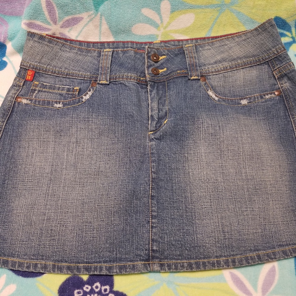 Denim skirt